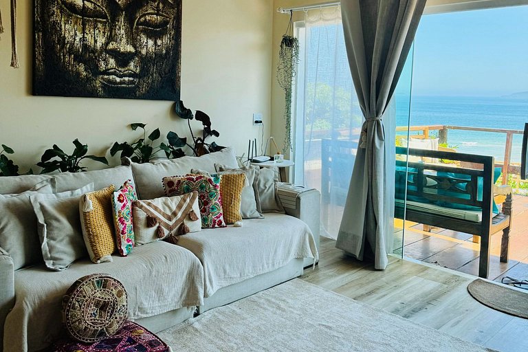 Maravilhoso loft primeira linha mar, Morro Mágico